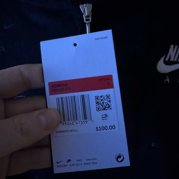 Women’s Logo Nike Air Black Tracksuit set 
Pant Size L
Top Size L - Picture 7 of 7